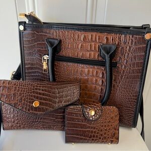 Elegant Brown Crocodile Pattern Women's Bag Set